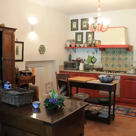 Donna Etrusca ベッド・アンド・ブレックファスト ストリ