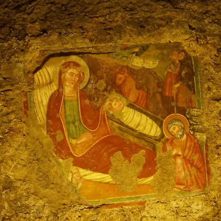 Donna Etrusca Sutri