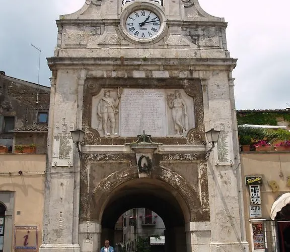 Oda ve Kahvaltı Donna Etrusca 3*